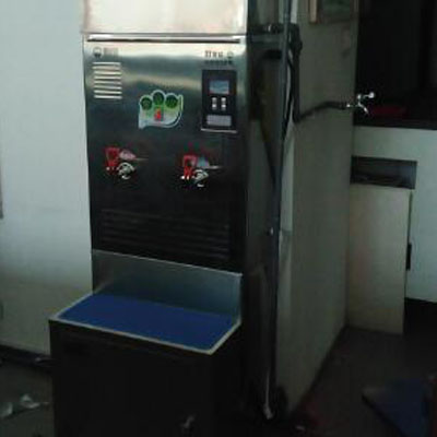 佰草泉直饮水设备